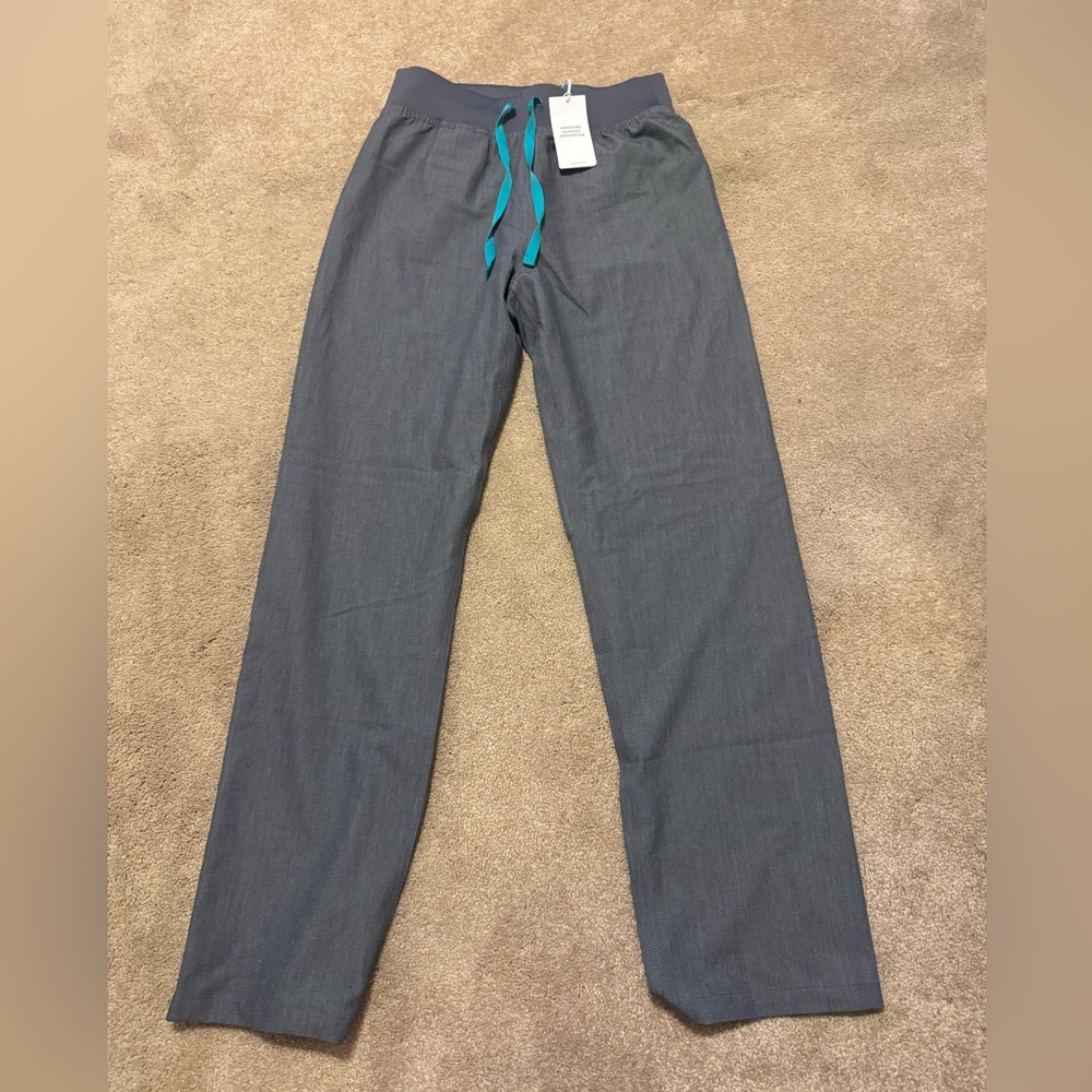 Figs graphite high waited livingston scrub bottoms